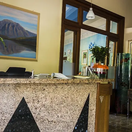 Hotell La Romanella 3*